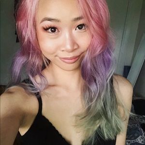 Meet your Posher, Andra